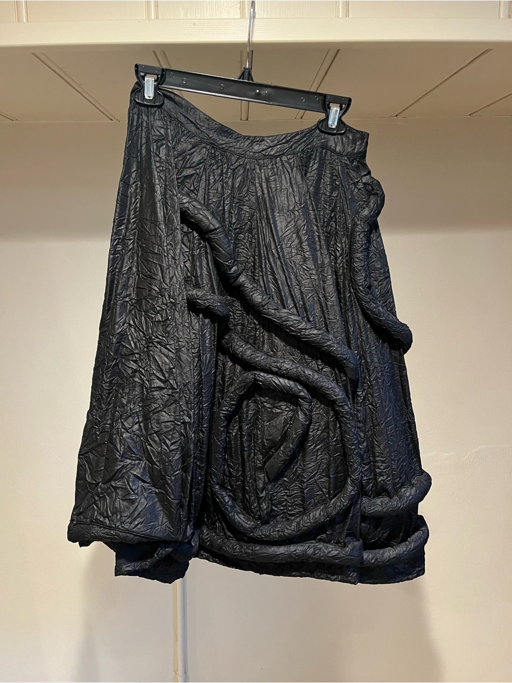 Black Sculpted Coil-Detail Midi Skirt
